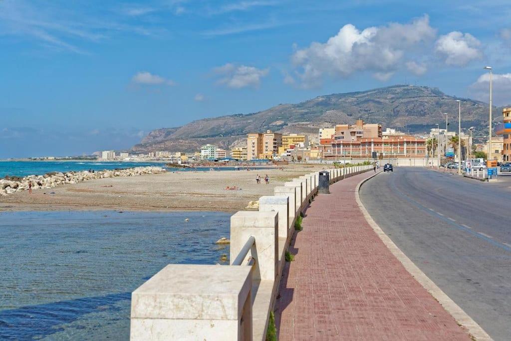 Casa Vacanze Cala Minnola Trapani Bagian luar foto