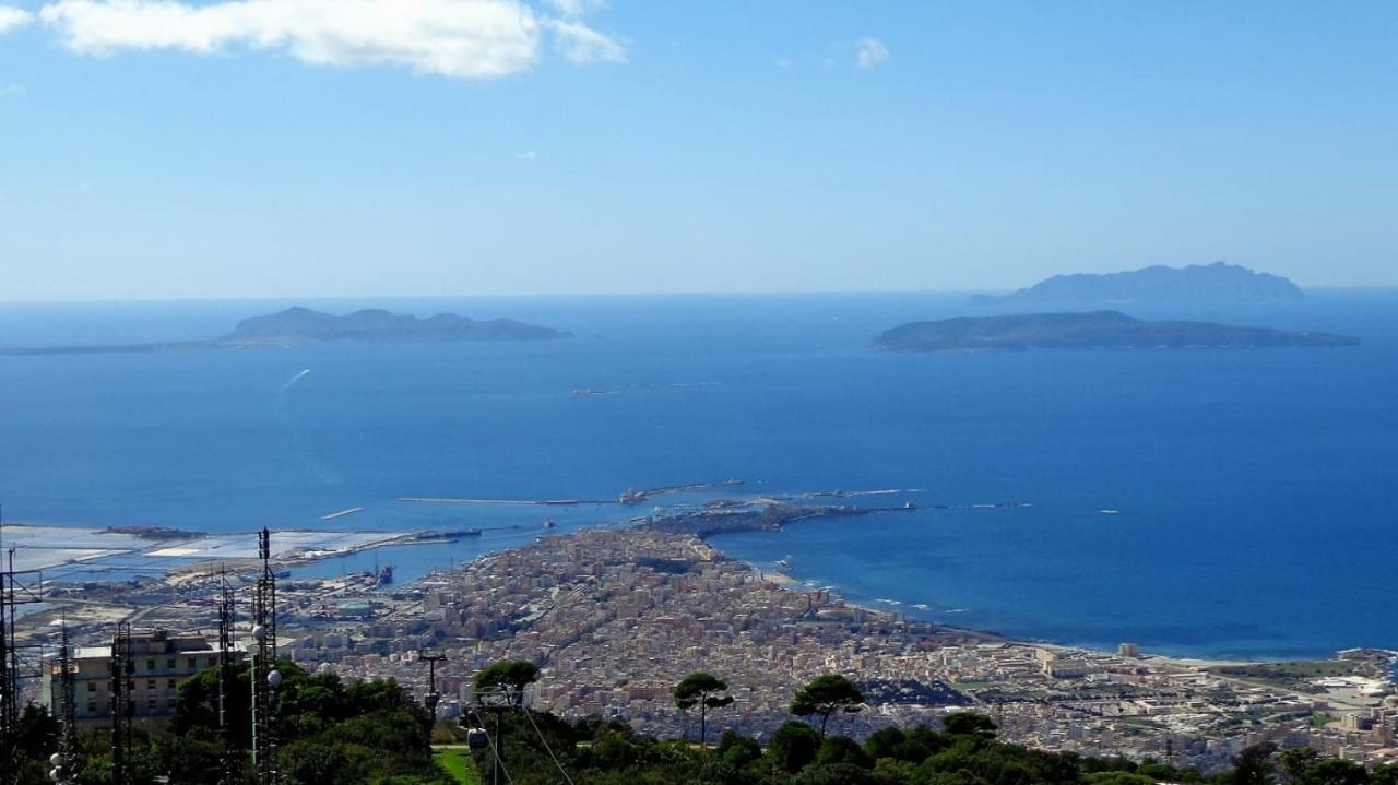 Casa Vacanze Cala Minnola Trapani Bagian luar foto